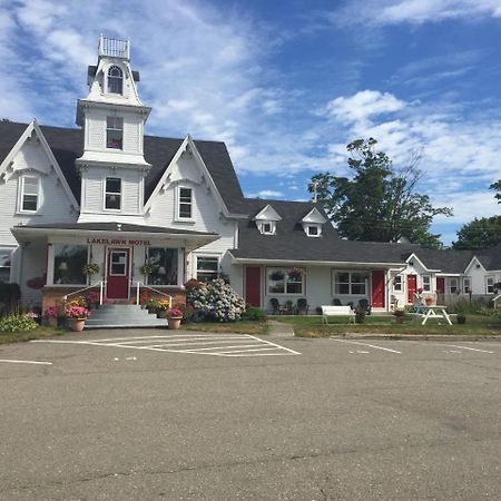 Lakelawn B&B And Motel ヤーマス エクステリア 写真
