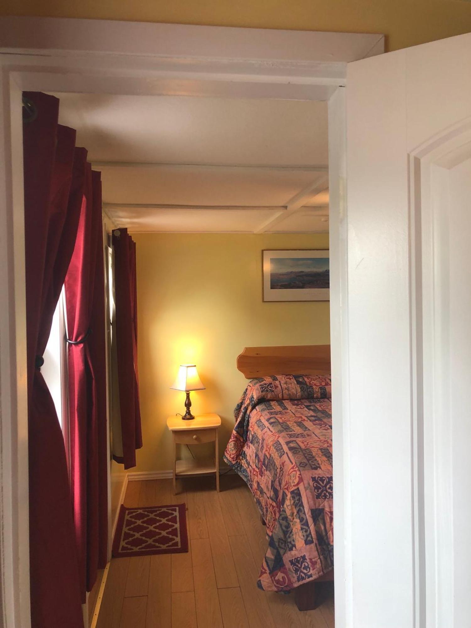 Lakelawn B&B And Motel ヤーマス エクステリア 写真