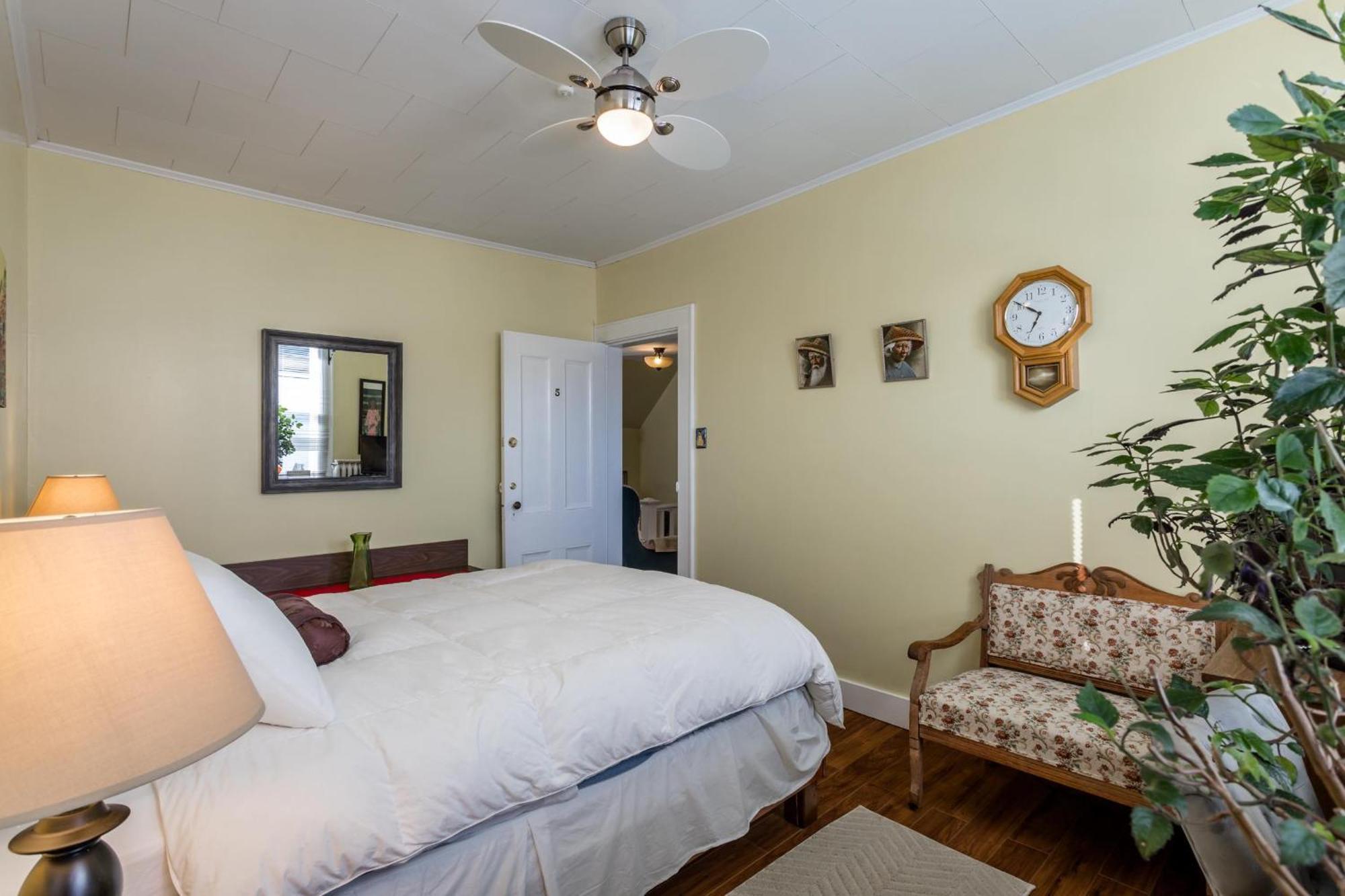 Lakelawn B&B And Motel ヤーマス エクステリア 写真