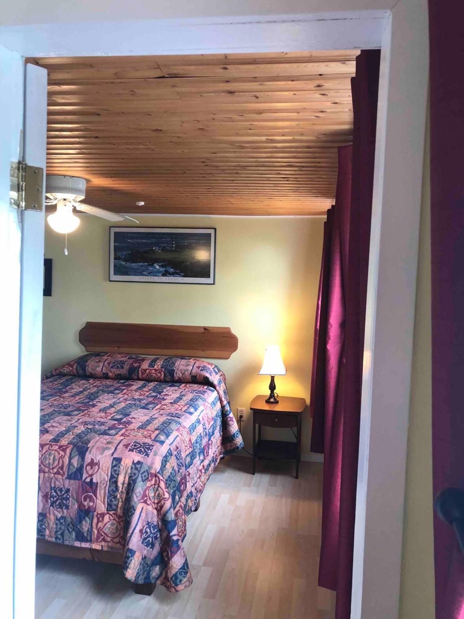 Lakelawn B&B And Motel ヤーマス エクステリア 写真