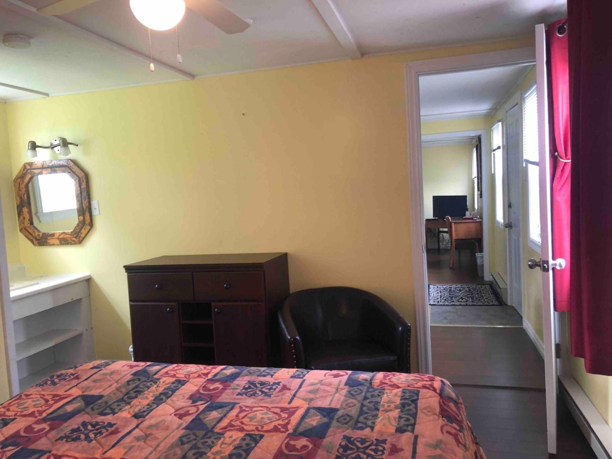 Lakelawn B&B And Motel ヤーマス エクステリア 写真