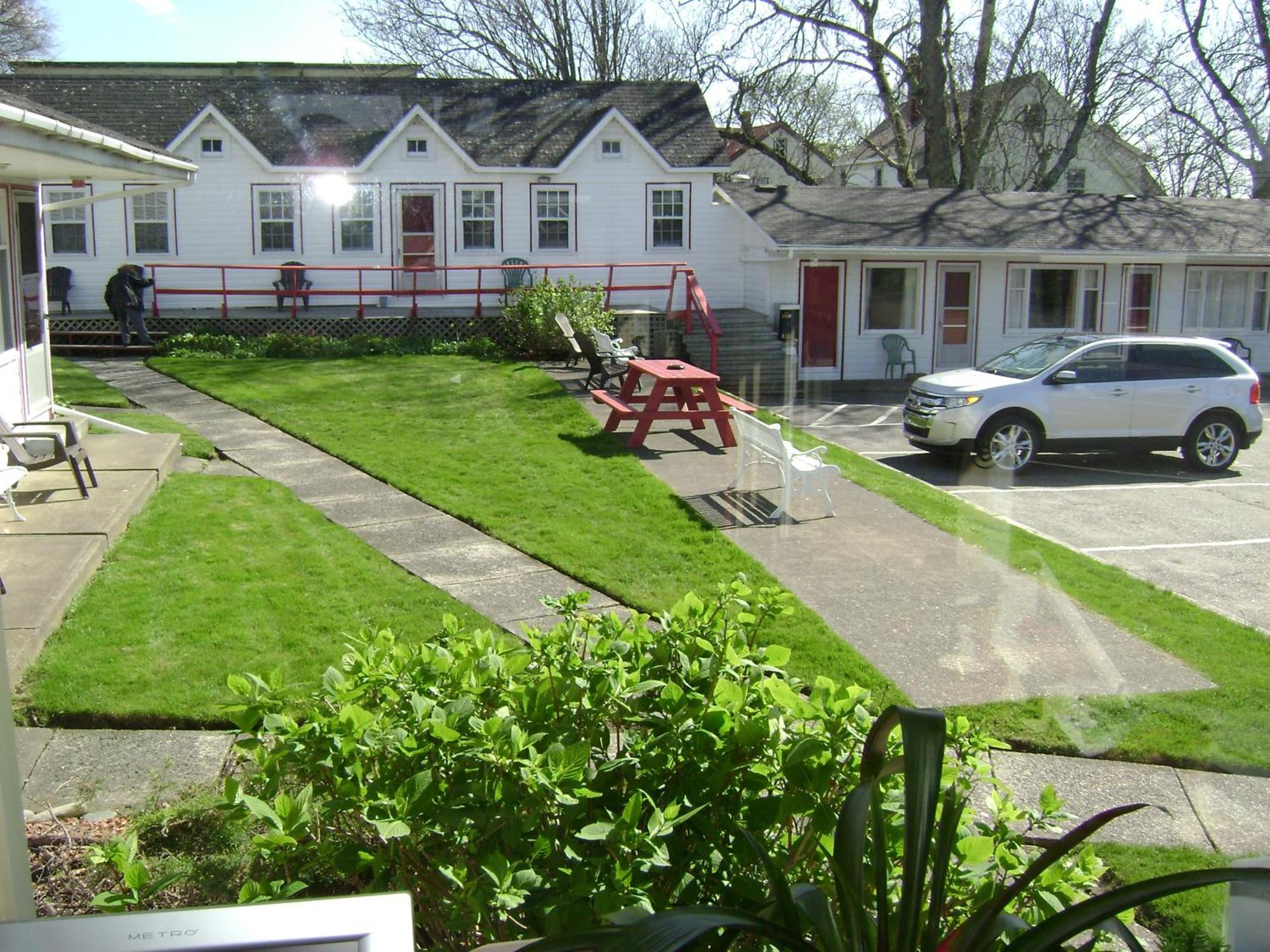 Lakelawn B&B And Motel ヤーマス エクステリア 写真