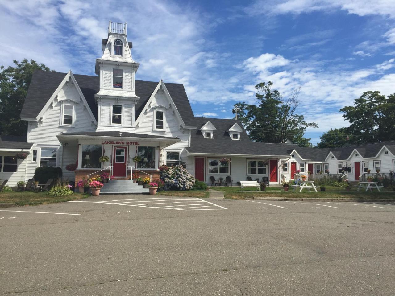 Lakelawn B&B And Motel ヤーマス エクステリア 写真